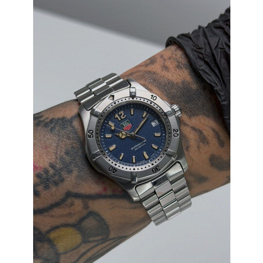34mm • 2000s TAG Heuer 2000 Series Professional 200M Blue Dial Quartz Watch Only